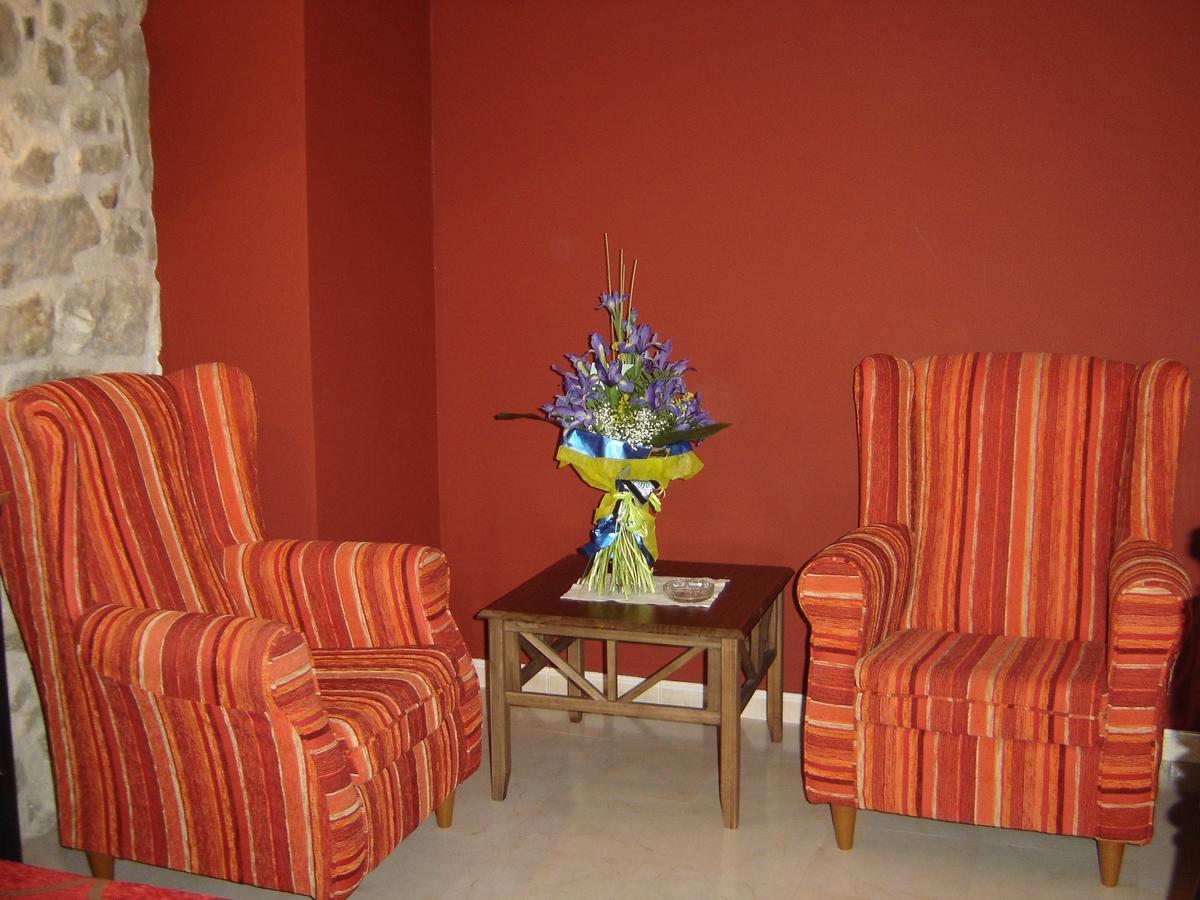 Hostal Casa Laure Y Mª Jose Arens de Lledo 외부 사진